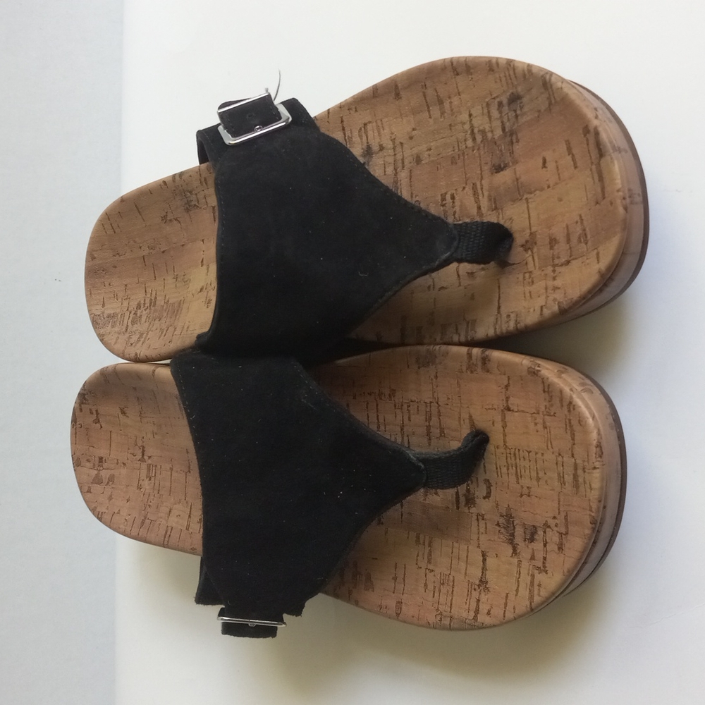 Vionic Black Sandals - image 2